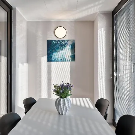 La Casa Di Malu Apart : Comfy Flats Apartment *